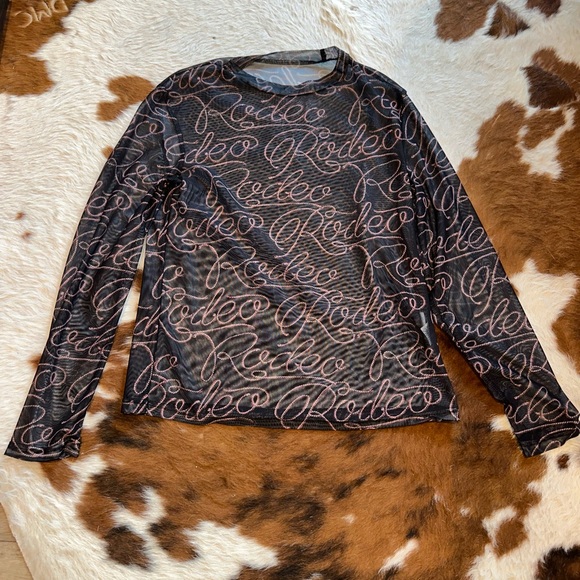 Tops - Long sleeve lace rodeo top